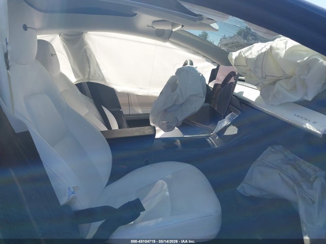 2022 Tesla Model 3 Long Range Dual Motor All-wheel Drive მანქანა იყიდება აუქციონზე, vin: 5YJ3E1EB6NF204745, აუქციონის ნომერი: 45104719