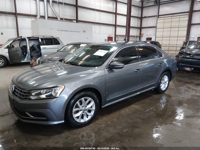 Aukcja sprzedaży 2016 Volkswagen Passat 1.8t S, vin: 1VWAT7A37GC045164, numer aukcji: 45104740