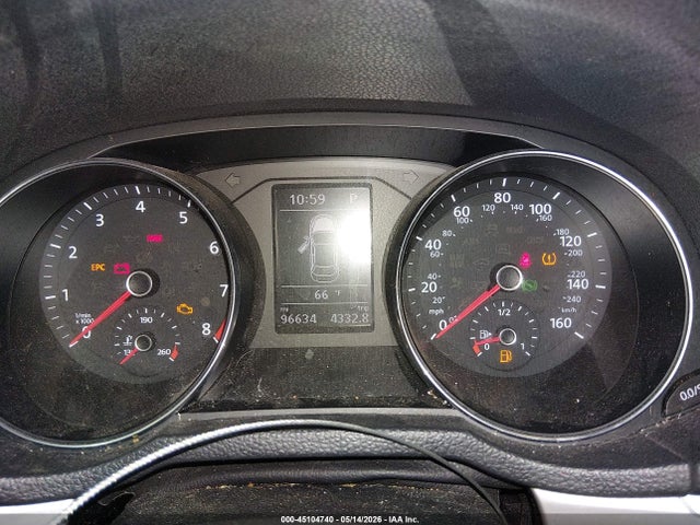 1VWAT7A37GC045164 Volkswagen Passat 1.8t S