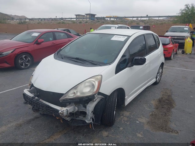 45104759 :رقم المزاد ، JHMGE8H54BS000541 vin ، 2011 Honda Fit Sport مزاد بيع