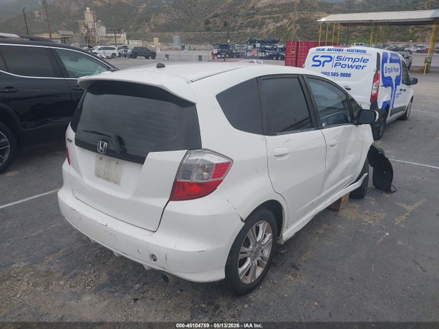 45104759 :رقم المزاد ، JHMGE8H54BS000541 vin ، 2011 Honda Fit Sport مزاد بيع