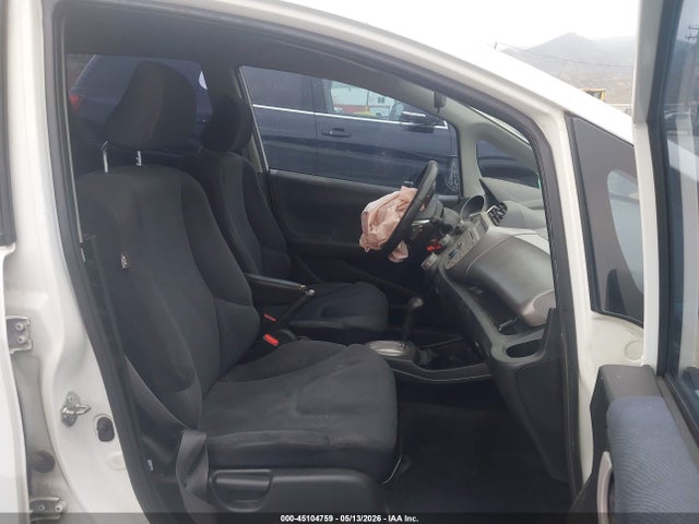45104759 :رقم المزاد ، JHMGE8H54BS000541 vin ، 2011 Honda Fit Sport مزاد بيع