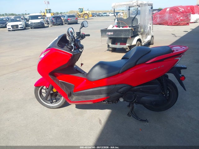 Honda NSS300 2014 MLHNF0406E5000946 Image 13