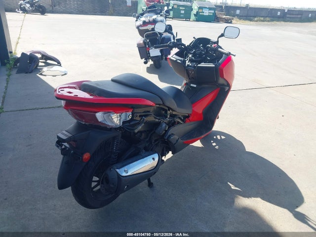 Honda NSS300 2014 MLHNF0406E5000946 Image 4