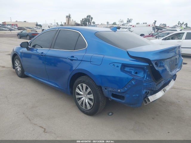 45104791 :رقم المزاد ، 4T1C31AK0LU011731 vin ، 2020 Toyota Camry Le Hybrid مزاد بيع