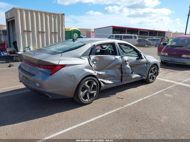 KMHLN4AG0NU330332 Hyundai ELANTRA SEL