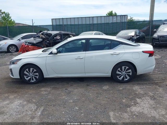 1N4BL4BV2PN399433 Nissan Altima S Fwd