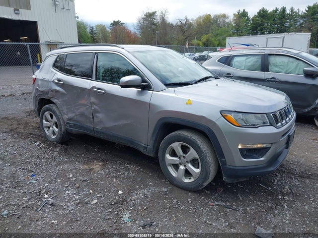 Auction sale of the 2019 Jeep Compass Latitude 4x4, vin: 3C4NJDBB2KT670308, lot number: 45104819