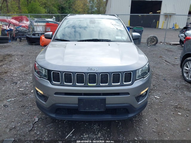 Продаж на аукціоні авто 2019 Jeep Compass Latitude 4x4, vin: 3C4NJDBB2KT670308, номер лоту: 45104819