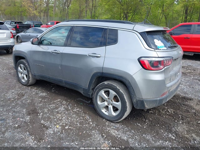 Продаж на аукціоні авто 2019 Jeep Compass Latitude 4x4, vin: 3C4NJDBB2KT670308, номер лоту: 45104819