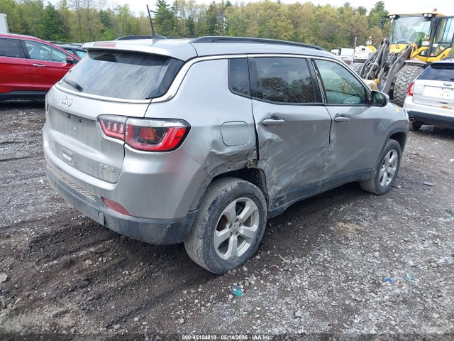 Продаж на аукціоні авто 2019 Jeep Compass Latitude 4x4, vin: 3C4NJDBB2KT670308, номер лоту: 45104819
