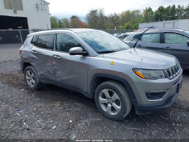 Продаж на аукціоні авто 2019 Jeep Compass Latitude 4x4, vin: 3C4NJDBB2KT670308, номер лоту: 45104819