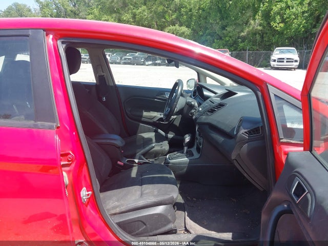 45104868 :رقم المزاد ، 3FADP4BJ7FM224646 vin ، 2015 Ford Fiesta Se مزاد بيع
