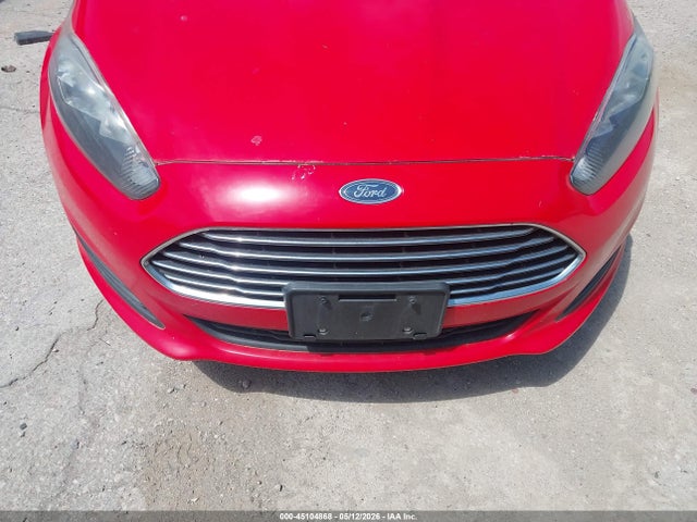 45104868 :رقم المزاد ، 3FADP4BJ7FM224646 vin ، 2015 Ford Fiesta Se مزاد بيع