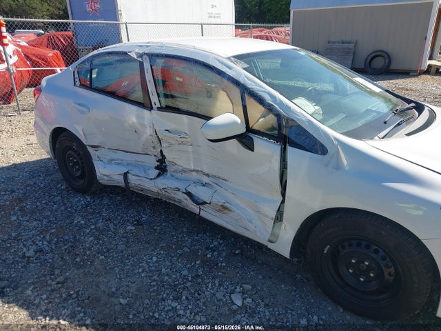 19XFB2F51EE249781 Honda Civic Lx