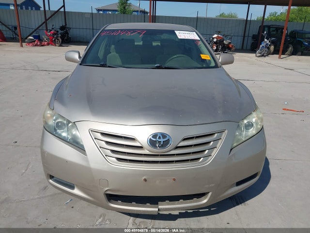 45104879 :رقم المزاد ، 4T4BE46K17R008218 vin ، 2007 Toyota Camry Le مزاد بيع