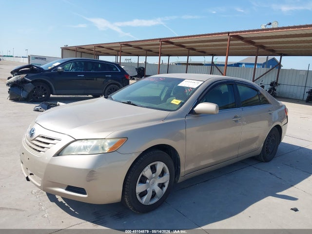 45104879 :رقم المزاد ، 4T4BE46K17R008218 vin ، 2007 Toyota Camry Le مزاد بيع