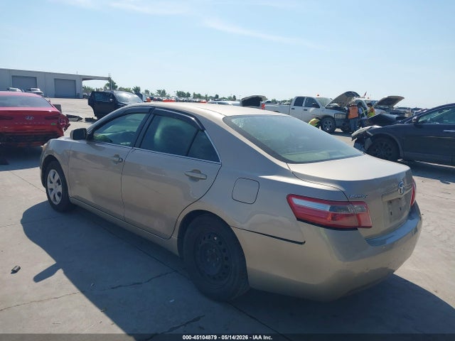 45104879 :رقم المزاد ، 4T4BE46K17R008218 vin ، 2007 Toyota Camry Le مزاد بيع