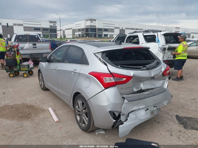 2016 Hyundai Elantra Gt მანქანა იყიდება აუქციონზე, vin: KMHD35LH0GU277561, აუქციონის ნომერი: 45104899