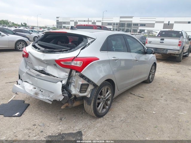 2016 Hyundai Elantra Gt მანქანა იყიდება აუქციონზე, vin: KMHD35LH0GU277561, აუქციონის ნომერი: 45104899
