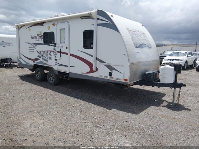 45104900 :رقم المزاد ، 5SFNB2622DE253007 vin ، 2013 Heartland Rv North Trail, Sundance Xlt Tt, Caliber, Focus, Wild مزاد بيع
