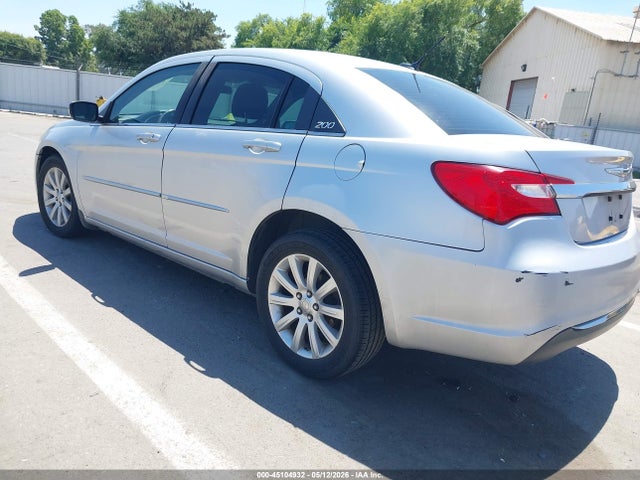 2012 Chrysler 200 Touring მანქანა იყიდება აუქციონზე, vin: 1C3CCBBB6CN239420, აუქციონის ნომერი: 45104932