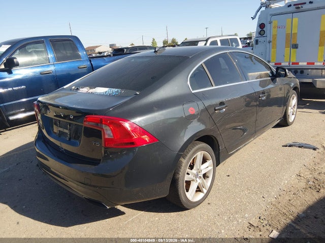 2015 Volvo S60 T5 Premier მანქანა იყიდება აუქციონზე, vin: YV140MFB3F2301144, აუქციონის ნომერი: 45104949