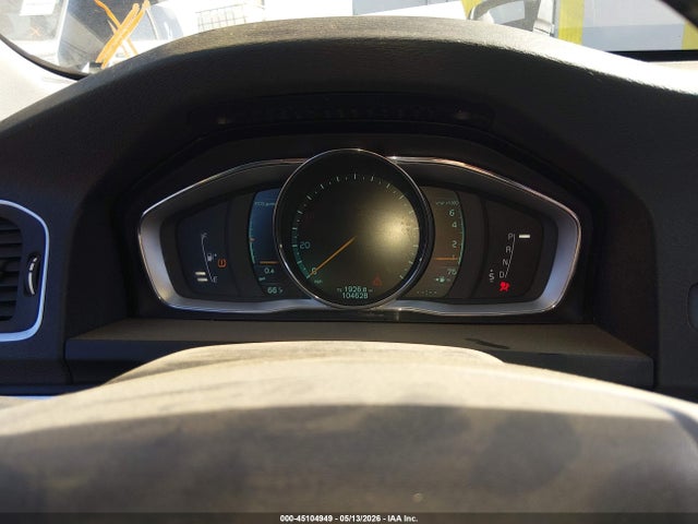 2015 Volvo S60 T5 Premier მანქანა იყიდება აუქციონზე, vin: YV140MFB3F2301144, აუქციონის ნომერი: 45104949