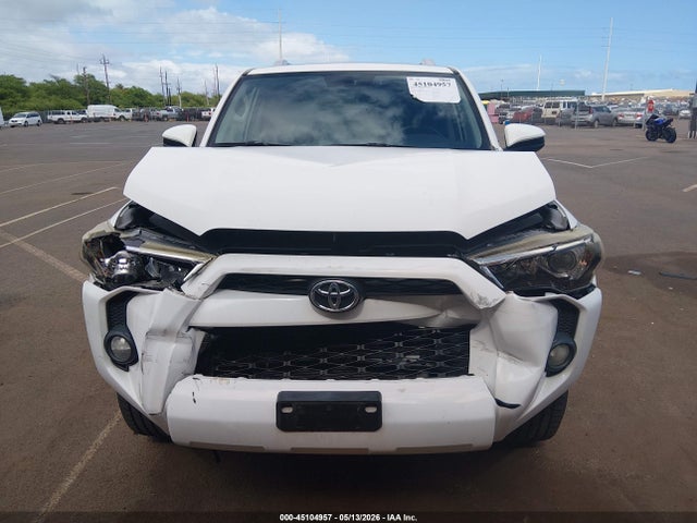 Toyota 4RUNNER SR5 2017 JTEZU5JR5H5164666 Image 6