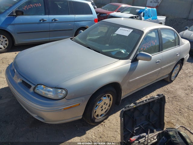 45104963 :رقم المزاد ، 1G3NB52M2W6318947 vin ، 1998 Oldsmobile Cutlass Gl مزاد بيع