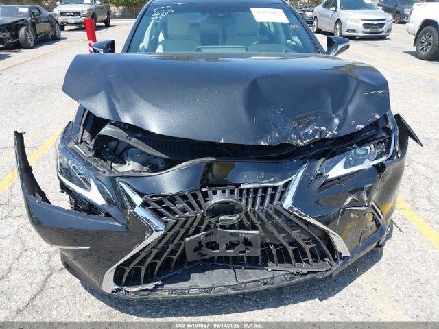 Lexus ES 300H 2025 58ADA1C12SU075923 Image 6