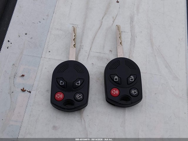 1FMCU9GD4HUA33193 Ford ESCAPE SE