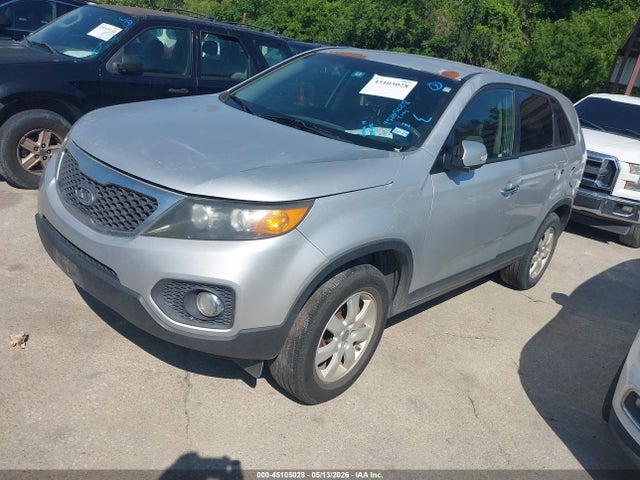 45105028 :رقم المزاد ، 5XYKT4A11DG404441 vin ، 2013 Kia Sorento Lx مزاد بيع