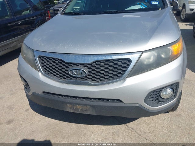 45105028 :رقم المزاد ، 5XYKT4A11DG404441 vin ، 2013 Kia Sorento Lx مزاد بيع