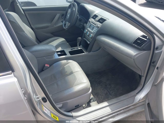 45105056 :رقم المزاد ، 4T1BE46K59U881970 vin ، 2009 Toyota Camry Le مزاد بيع