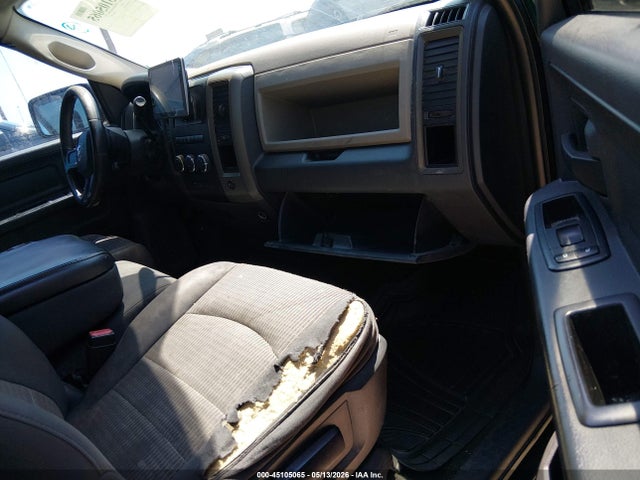 45105065 :رقم المزاد ، 1D7RB1GK2BS529980 vin ، 2011 Ram Ram 1500 St مزاد بيع