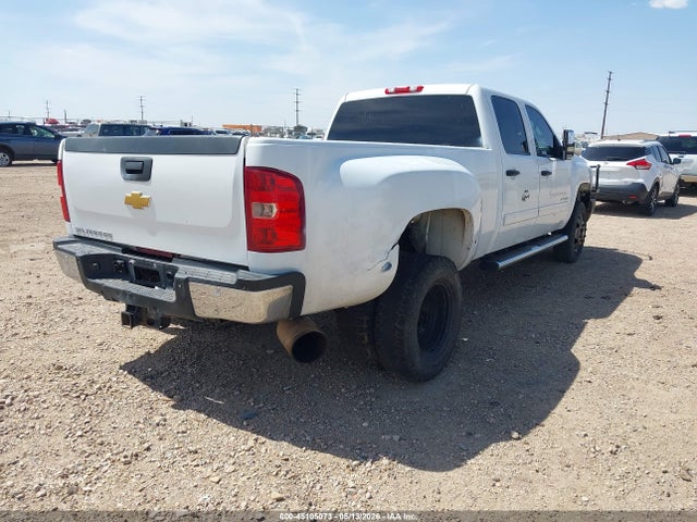 45105073 :رقم المزاد ، 1GC4K0C85BF180217 vin ، 2011 Chevrolet Silverado 3500hd Lt مزاد بيع