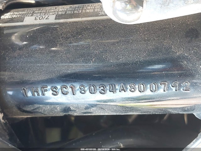 Aukcja sprzedaży 2004 Honda Vt1100 C, vin: 1HFSC18034A800792, numer aukcji: 45105109