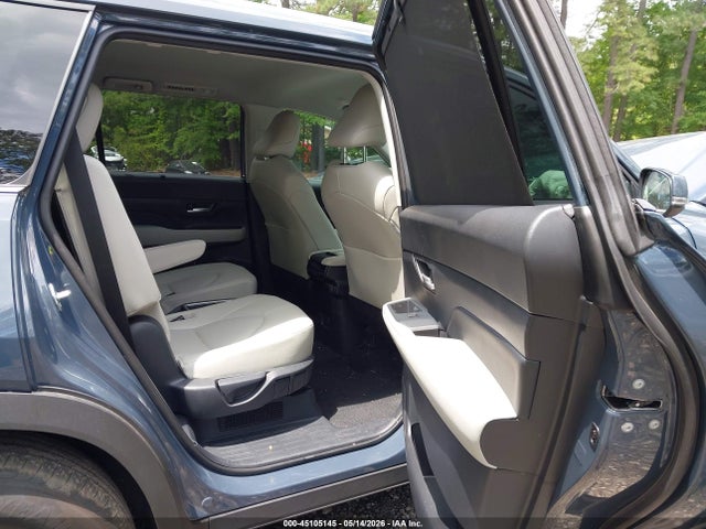 45105145 :رقم المزاد ، 5TDACAB58SS036884 vin ، 2025 Toyota Grand Highlander Hybrid Xle مزاد بيع