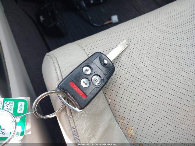 Продажа на аукционе авто 2011 Acura Tsx 2.4, vin: JH4CU2F6XBC000385, номер лота: 45105175