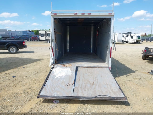 45105179 :رقم المزاد ، 4D6EB1421FA035336 vin ، 2015 Cargo Craft Enclosed Trailer مزاد بيع