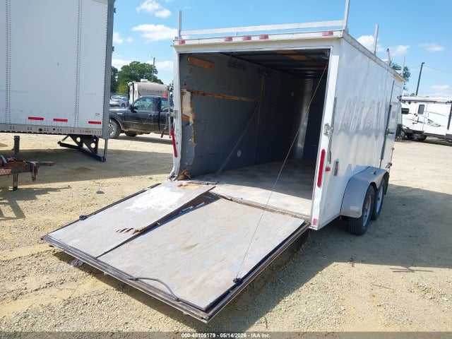 45105179 :رقم المزاد ، 4D6EB1421FA035336 vin ، 2015 Cargo Craft Enclosed Trailer مزاد بيع