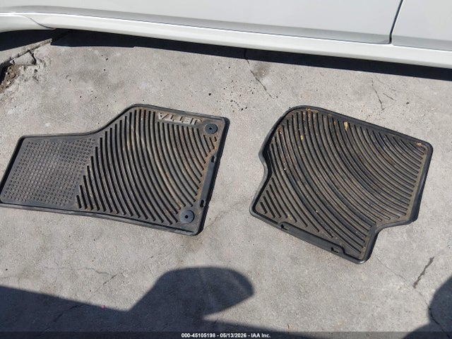 2011 Volkswagen Jetta 2.0l S მანქანა იყიდება აუქციონზე, vin: 3VW1K7AJ8BM343540, აუქციონის ნომერი: 45105198