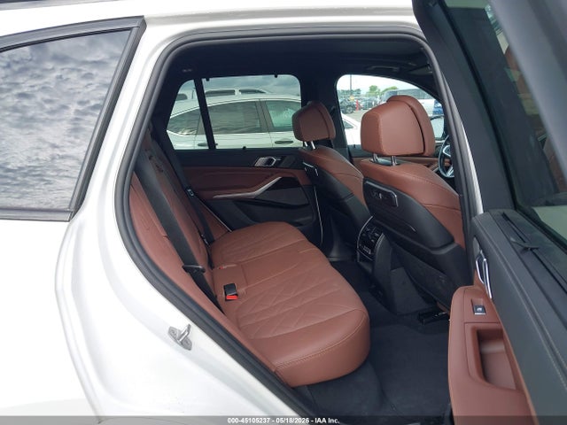 BMW X5 M60i 2024 5UX33EU05R9T28758 Image 8