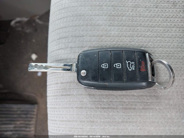 Продажа на аукционе авто 2016 Kia Sedona Lx, vin: KNDMB5C16G6145242, номер лота: 45105240