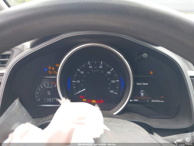 Продаж на аукціоні авто 2018 Honda Fit Ex, vin: 3HGGK5H85JM721611, номер лоту: 45105252