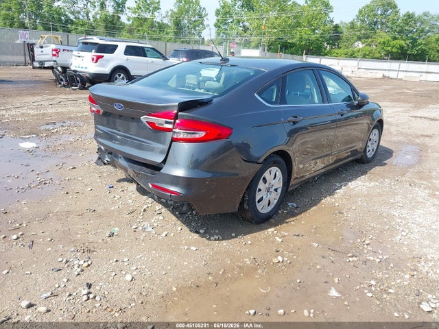 Auction sale of the 2019 Ford Fusion S, vin: 3FA6P0G74KR235180, lot number: 45105281