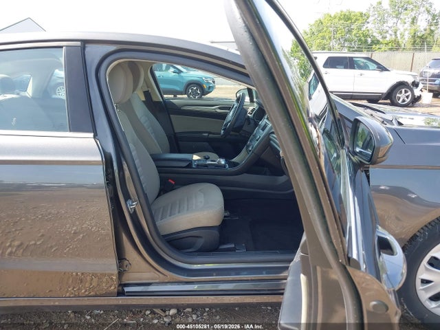 Auction sale of the 2019 Ford Fusion S, vin: 3FA6P0G74KR235180, lot number: 45105281