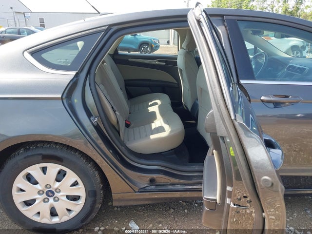 Auction sale of the 2019 Ford Fusion S, vin: 3FA6P0G74KR235180, lot number: 45105281