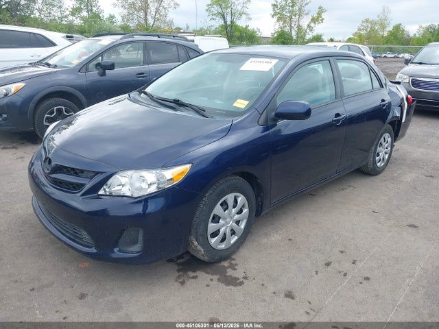 45105301 :رقم المزاد ، 2T1BU4EE0BC701347 vin ، 2011 Toyota Corolla Le مزاد بيع